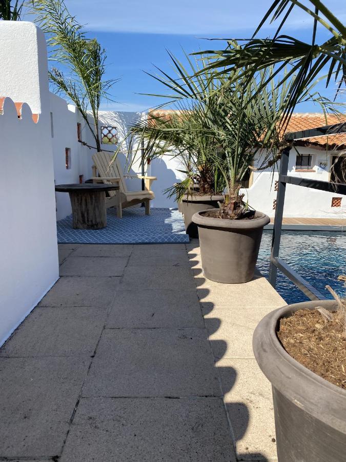Hotel Du Pont Blanc Saintes-Maries-de-la-Mer Eksteriør billede