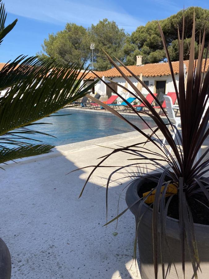 Hotel Du Pont Blanc Saintes-Maries-de-la-Mer Eksteriør billede