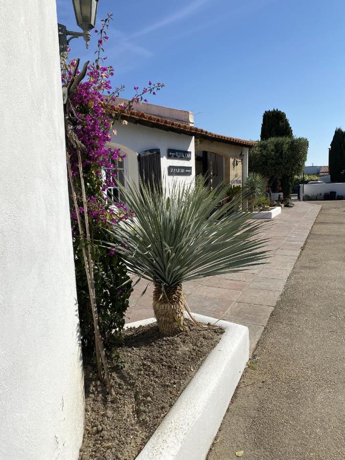 Hotel Du Pont Blanc Saintes-Maries-de-la-Mer Eksteriør billede
